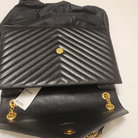 Saint Laurent Monogram Classic Envelope Large Shoulder Bag  - Brand New w/tag - Picture 3 of 4